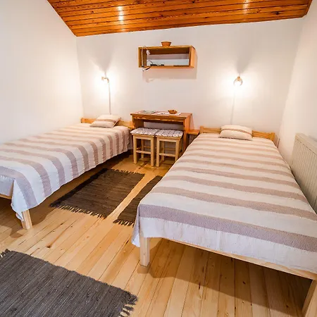 Konukevi Farm Zagar 2*